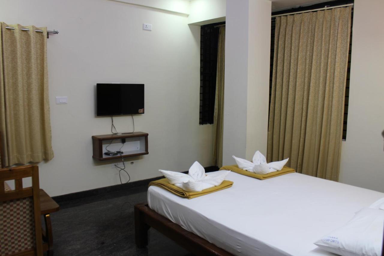 Golden Pride Hotel Kanakapura Eksteriør billede