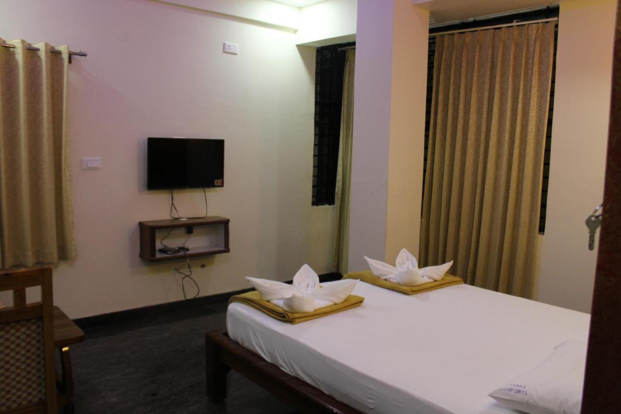 Golden Pride Hotel Kanakapura Eksteriør billede
